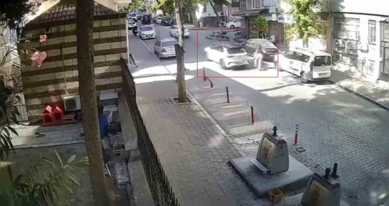 İstanbul’un Fatih ilçesinde sokakta yürüyen genç kadına sözlü tacizde bulunan