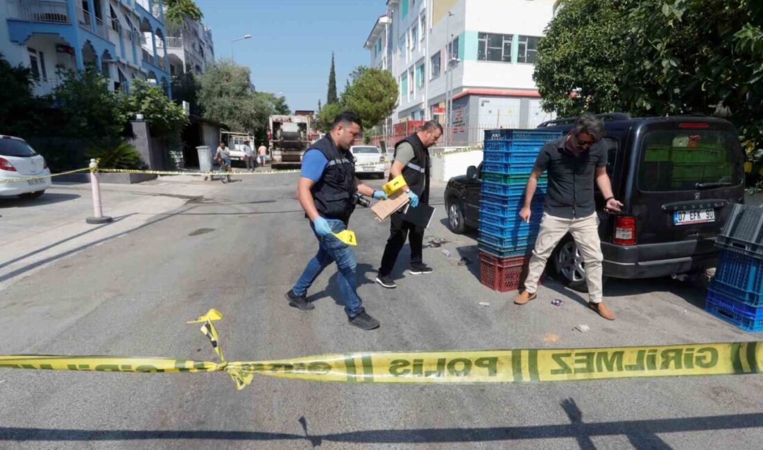 Antalya’da alacak verecek meselesi nedeniyle kimliği belirsiz bir kişi fırın