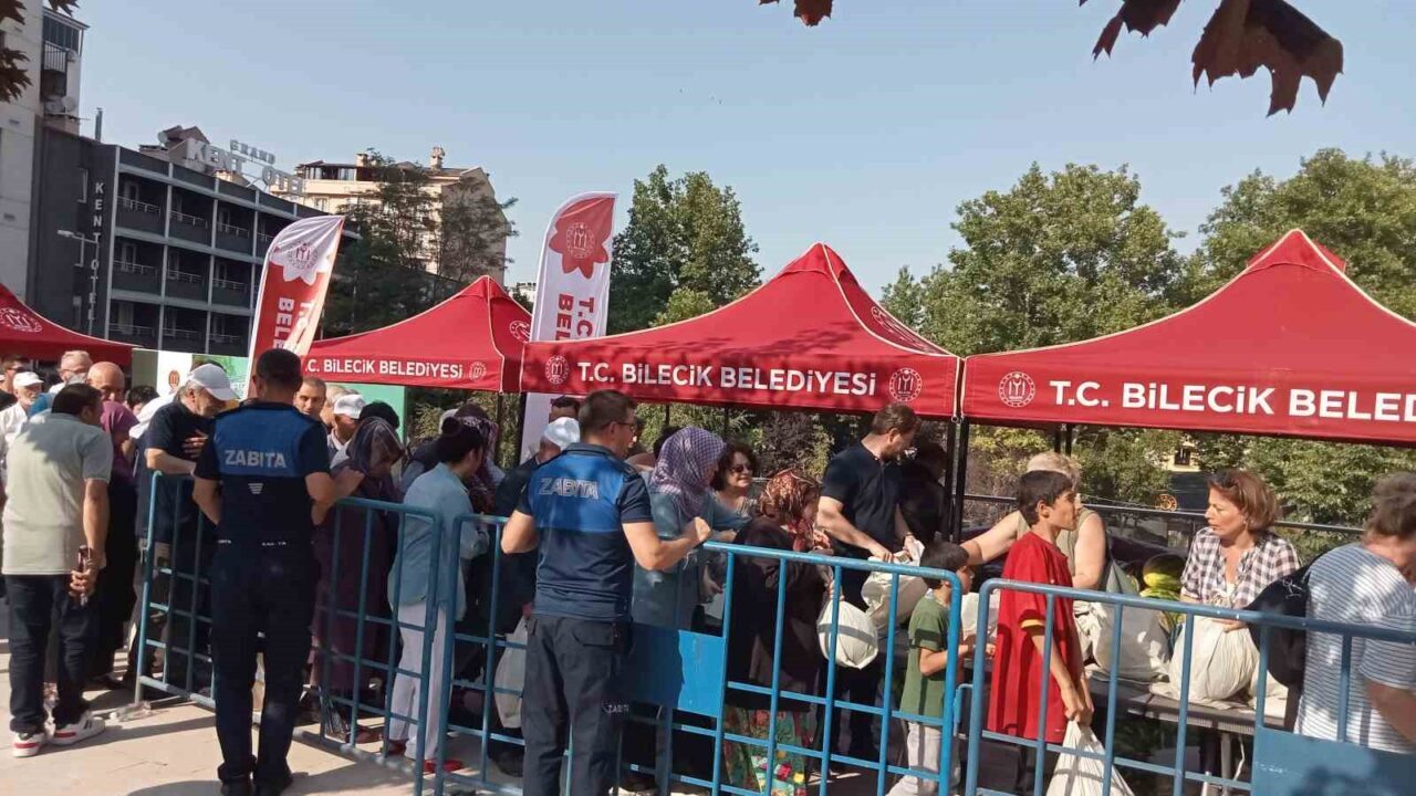 Bilecik’te karpuz fiyatların tarlada 1 lira markette 10 lira olması
