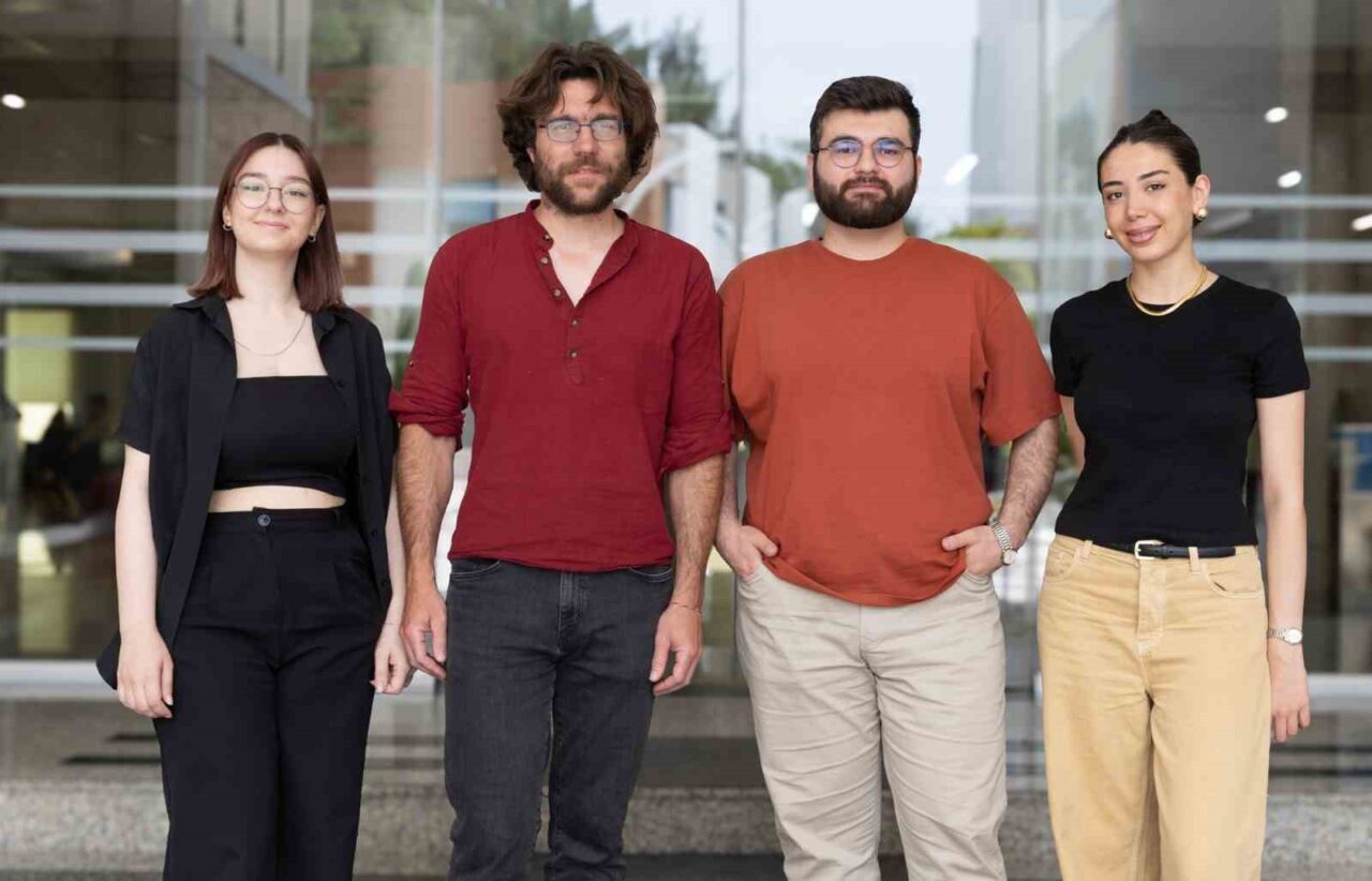 İzmirli genç mimarlar Fransa’da düzenlenen ve 1665 yılında Versailles Sarayı’nın