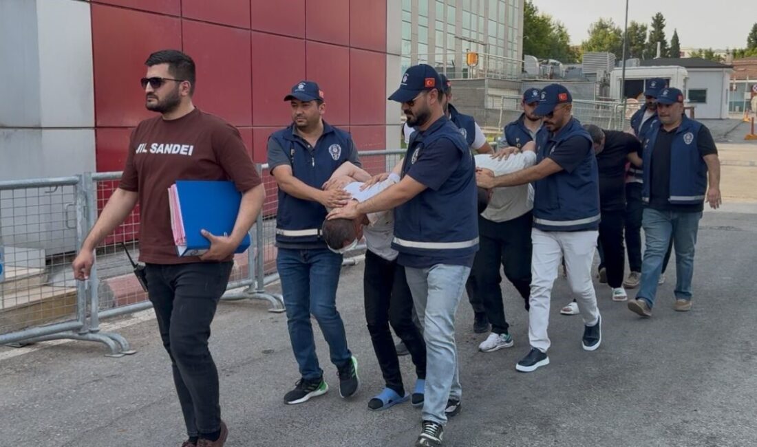 Gaziantep’te kuyumcu toptancısını silahla yaraladıktan sonra 18 kilogram altını gasbeden