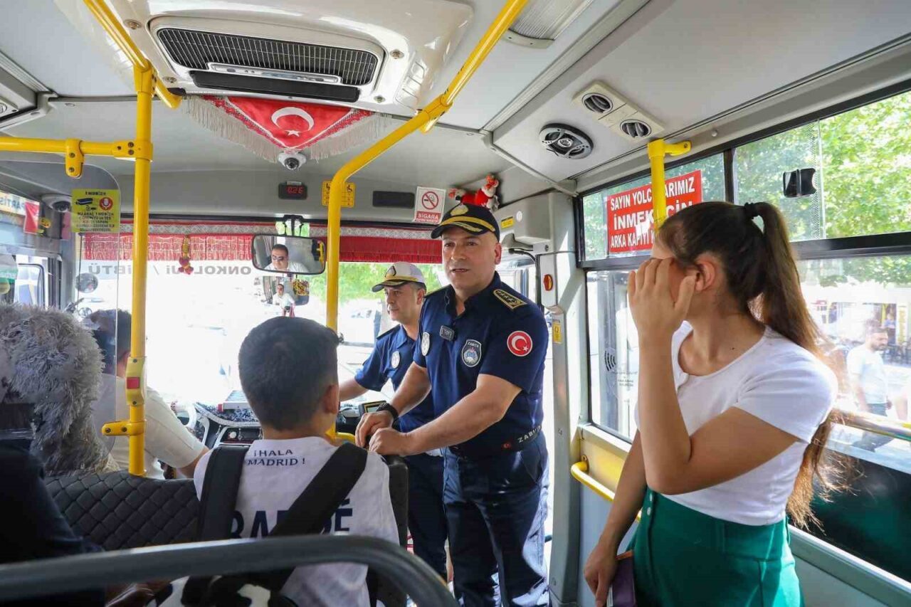 Gaziantep Büyükşehir Belediyesi Zabıta Daire Başkanlığı’na bağlı trafik zabıta ekipleri