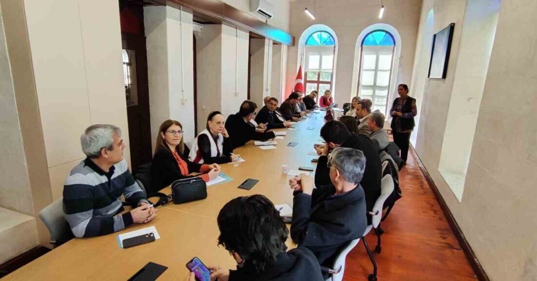 Gaziantep Kent Konseyi Eğitim Çalışma Grubu’nca düzenlenen “Eğitimcilerin Yerel Yönetimden