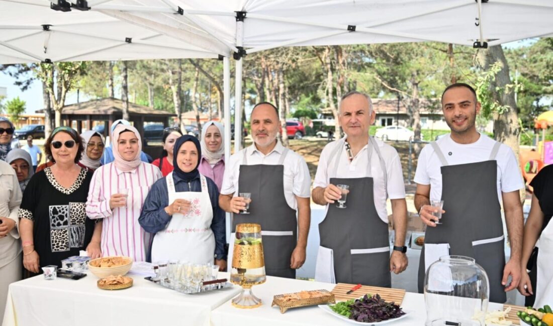 Gaziosmanpaşa Belediyesi’nin yenilediği Gaziosmanpaşa Millet Bahçesi’nde kadınlara özel doğa yürüyüşü