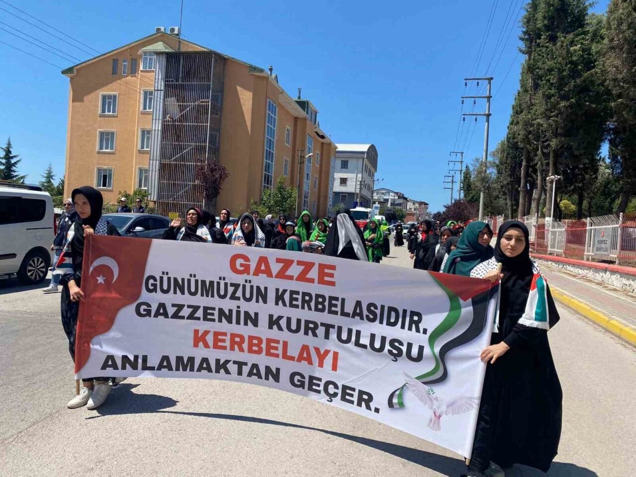 Kocaeli’de Hazreti Hüseyin ve 72 yareninin Kerbelâ’da şehit edilişinin 1386.