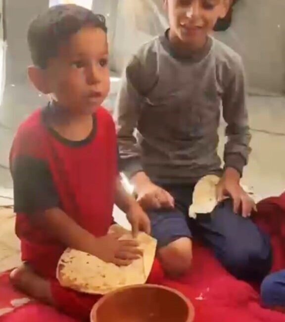 Gazze’de abluka altında yaşam mücadelesi veren Abdullah ve ailesi, Türk