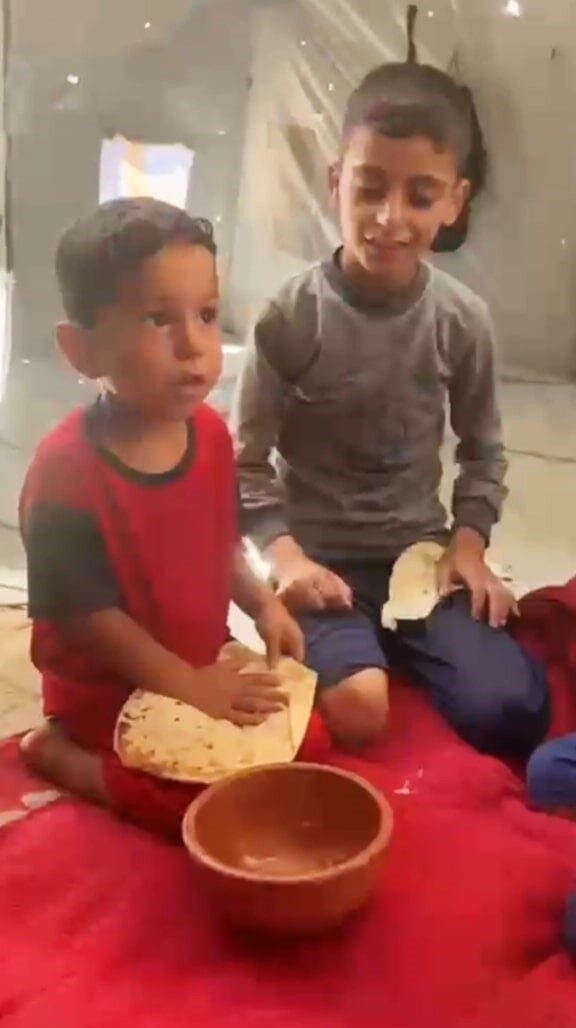 Gazze’de abluka altında yaşam mücadelesi veren Abdullah ve ailesi, Türk