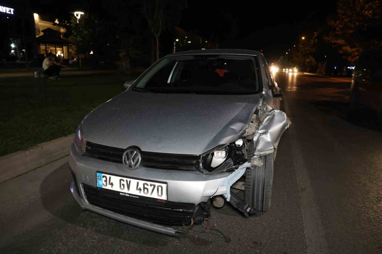 Elazığ’da yolun karşısına geçerken otomobilin çarptığı bir genç kız hayatını