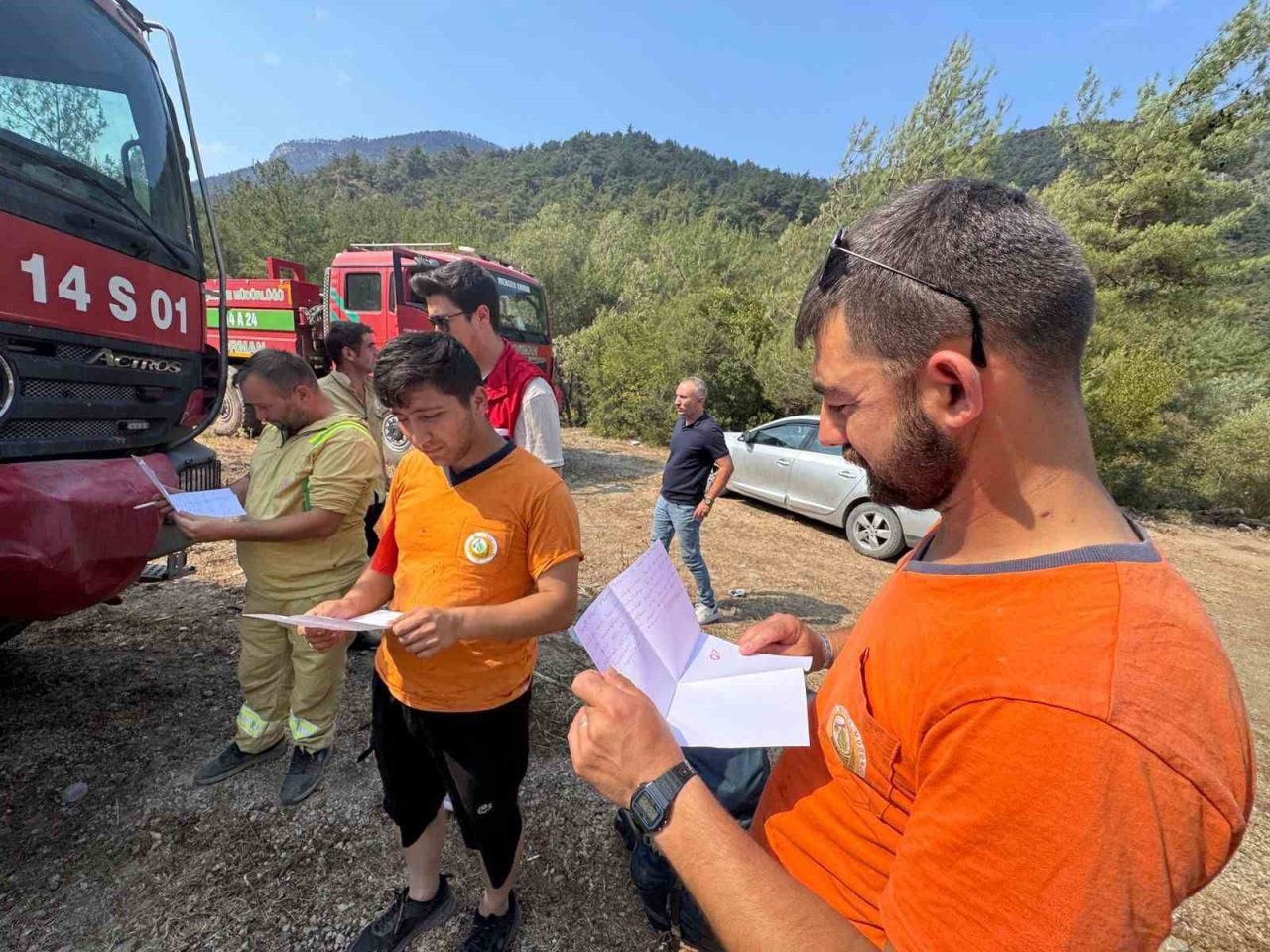 Karabük’teki orman yangınına günlerce müdahale eden personellere gençler teşekkür mektupları