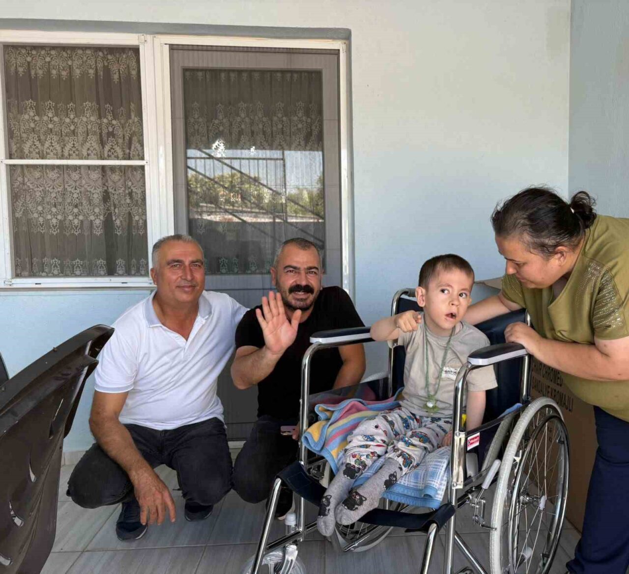 Aydın’ın Germencik ilçesinde yaşayan 6 yaşındaki minik Mustafa, Belediye Başkanı