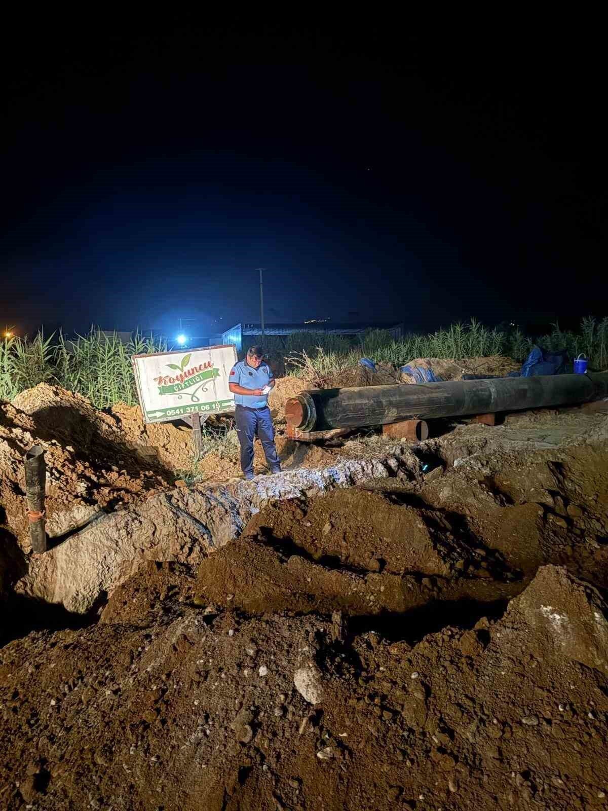 Germencik Belediyesi Zabıta ekipleri gece devriyesi esnasında bir jeotermal enerji
