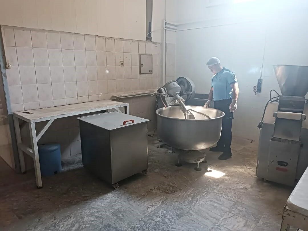 Aydın’ın Germencik ilçesinde sahaya inen zabıta ekipleri, ekmek üretimi yapan
