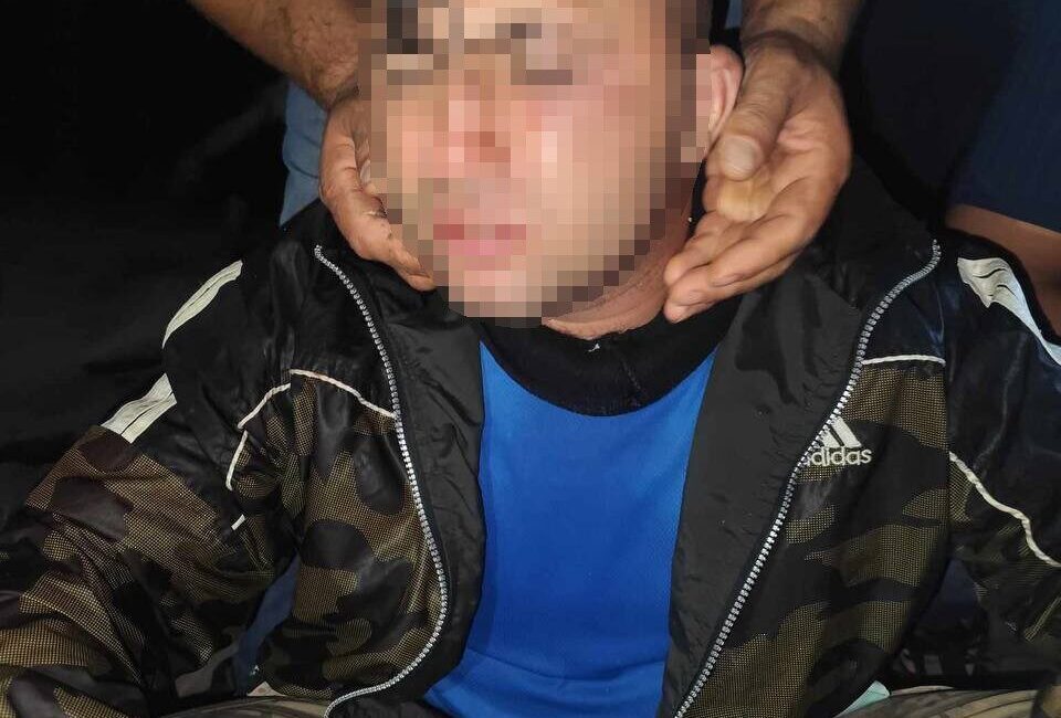 Şanlıurfa’da bir bağ evinin güneş enerjisi panellerini çalmak isteyen 2