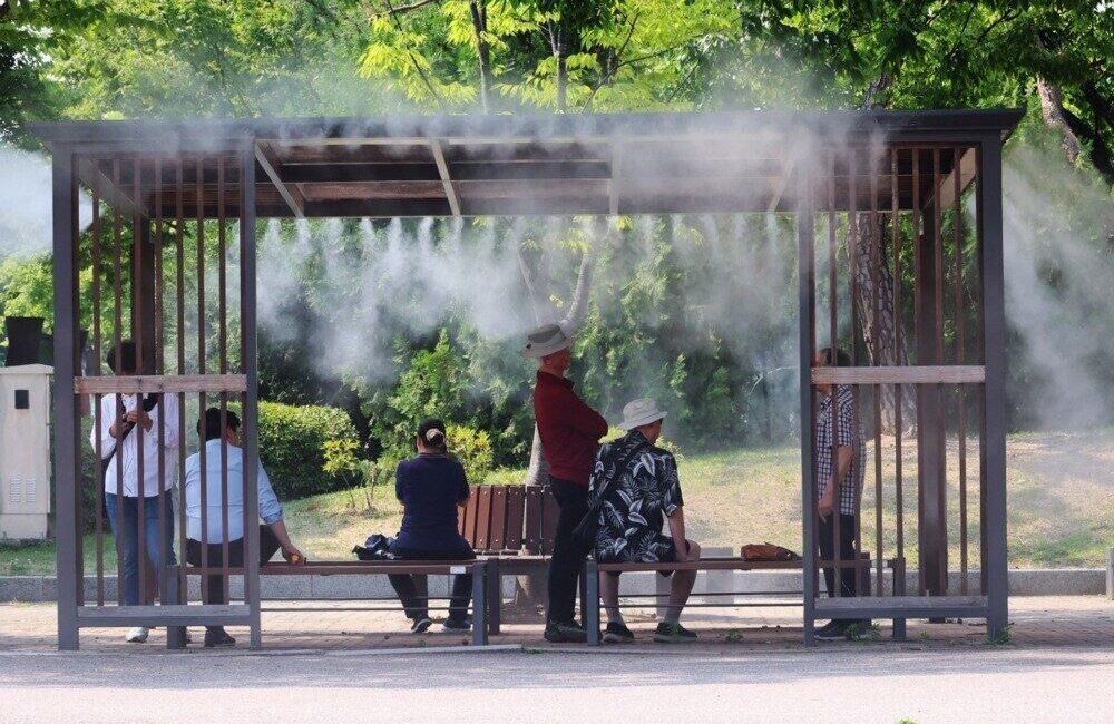 Güney Kore’de yaz başından bu yana sıcak çarpmasına bağlı şikayetlerle