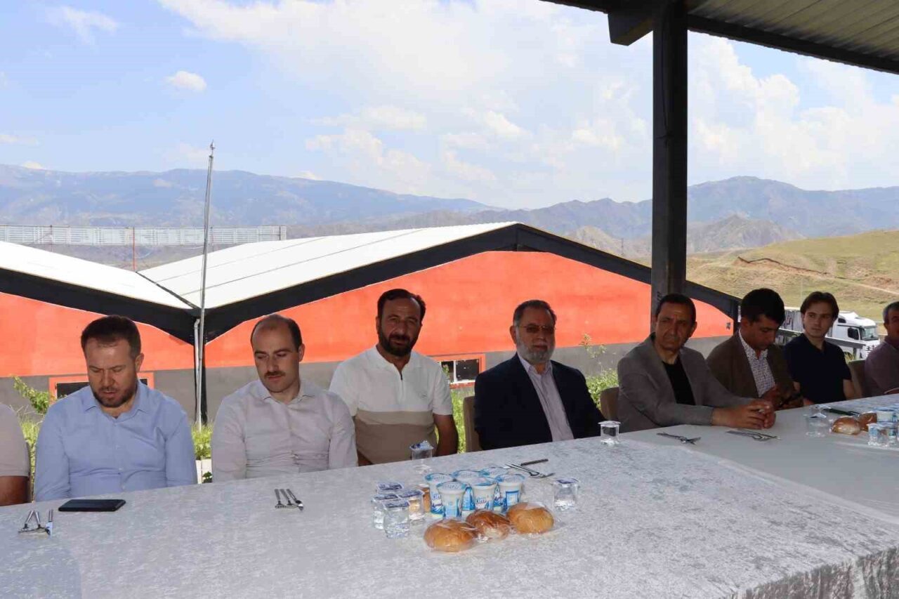 Oltu’da yaptığı yatırımlar ve sağladığı istihdamla dikkat çeken Güzel kardeşler,