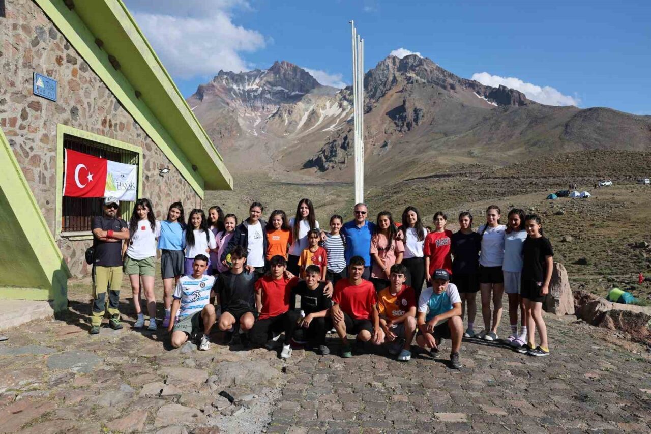 Hacılar Belediye Başkanı Bilal Özdoğan, Hacılar Dağcılık ve Kış Sporları