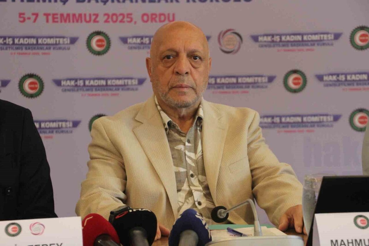 HAK-İŞ Genel Başkanı Mahmut Arslan, devam eden Kamu Toplu İş