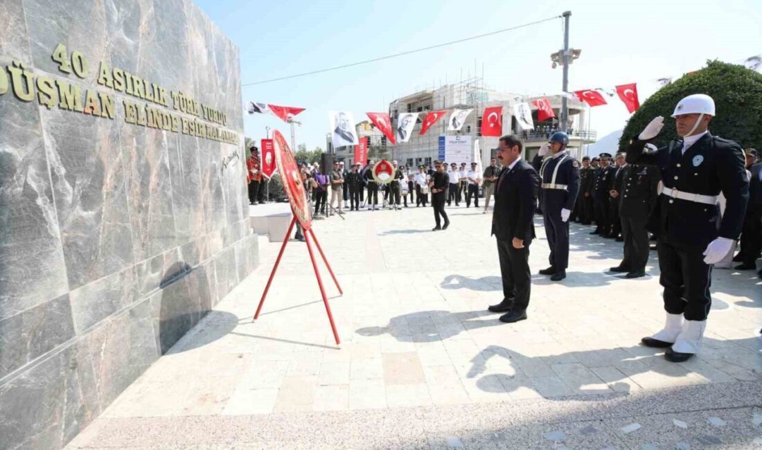 Hatay’ın anavatana katılışının 86’ncı yıl dönümü, düzenlenen resmi törenle kutlandı.