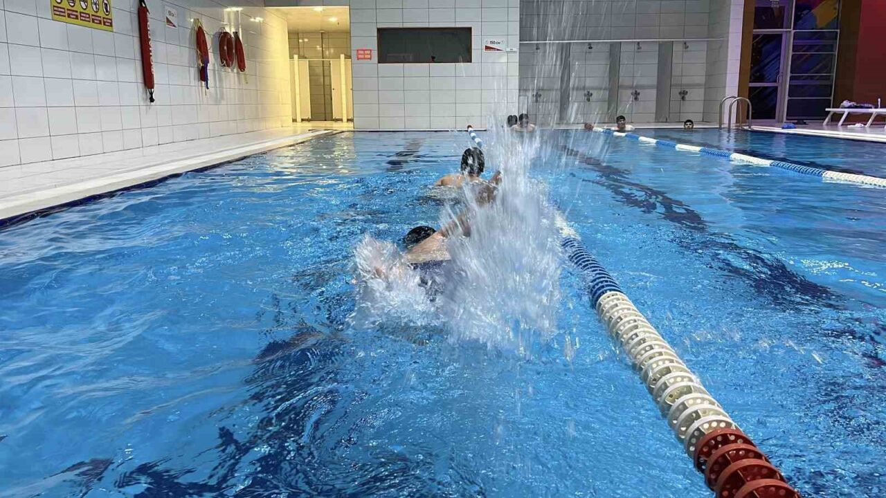 Yaz aylarında serinlemek için tercih edilen havuzlar, özellikle küçük çocuklar