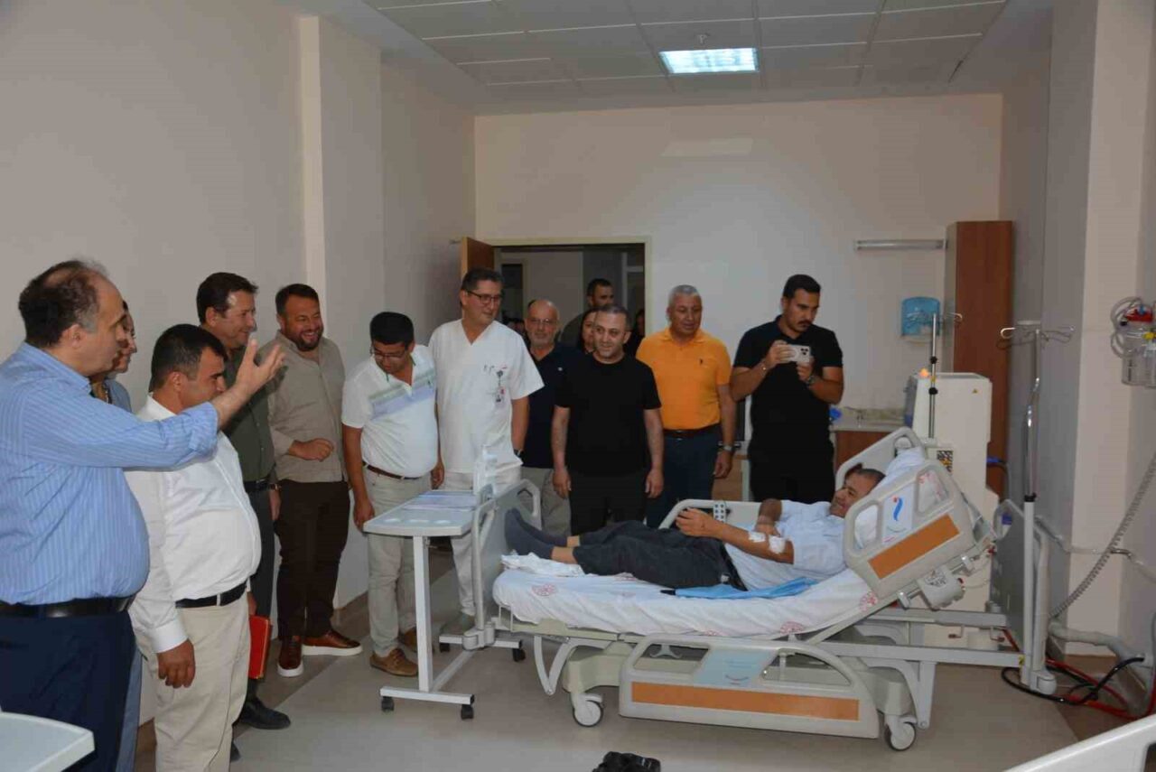 Korkuteli ilçesinde hayırsever iş insanı tarafından Korkuteli Devlet Hastanesi’ne iki