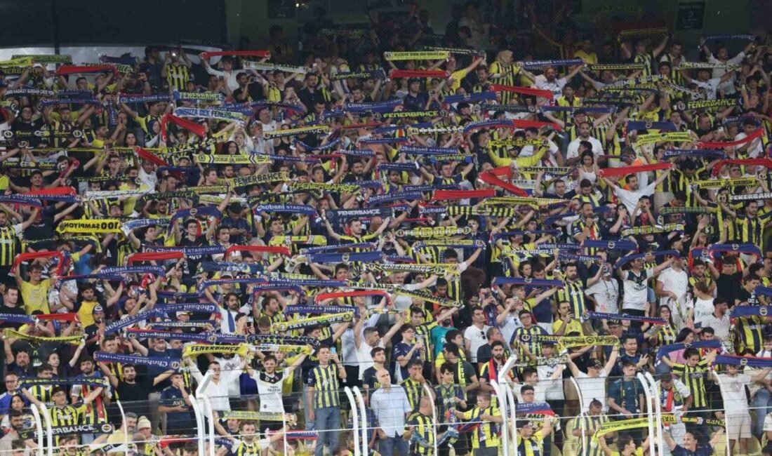 Fenerbahçe yeni sezon öncesi son hazırlık maçında evinde karşılaştığı Lazio’yu,
