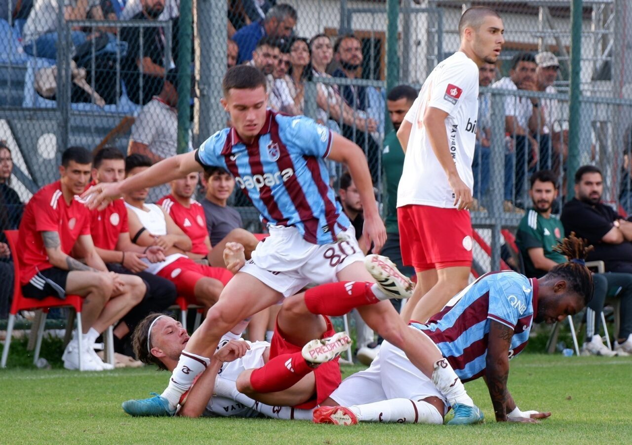 Trabzonspor, Trendyol 1. Lig ekibi Ümraniyespor ile Erzurum Palandöken Yüksek