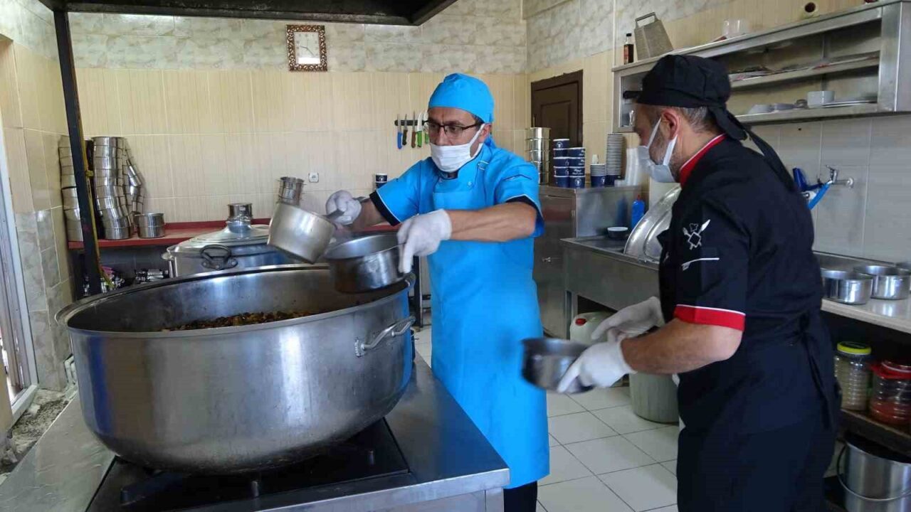 Yozgat Belediyesi, sosyal belediyecilik anlayışı çerçevesinde her gün yüzlerce vatandaşa