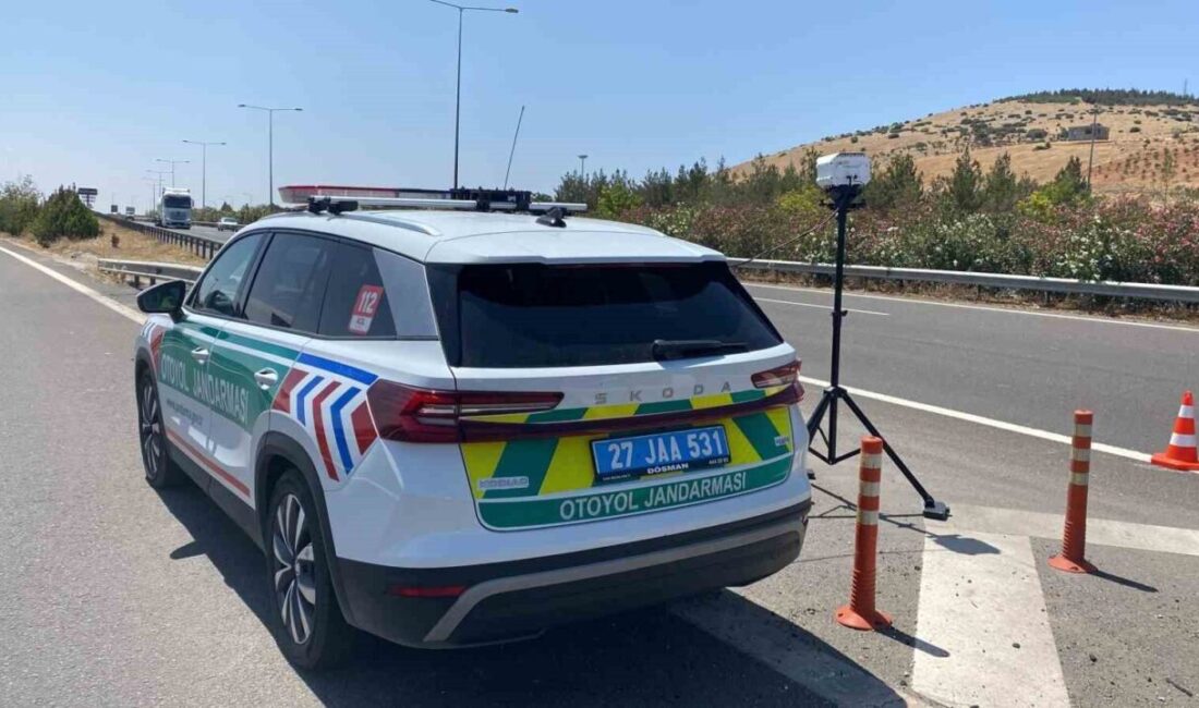 Gaziantep’te Gaziantep İl Jandarma Komutanlığına bağlı Otoyol Jandarması Timleri tarafından