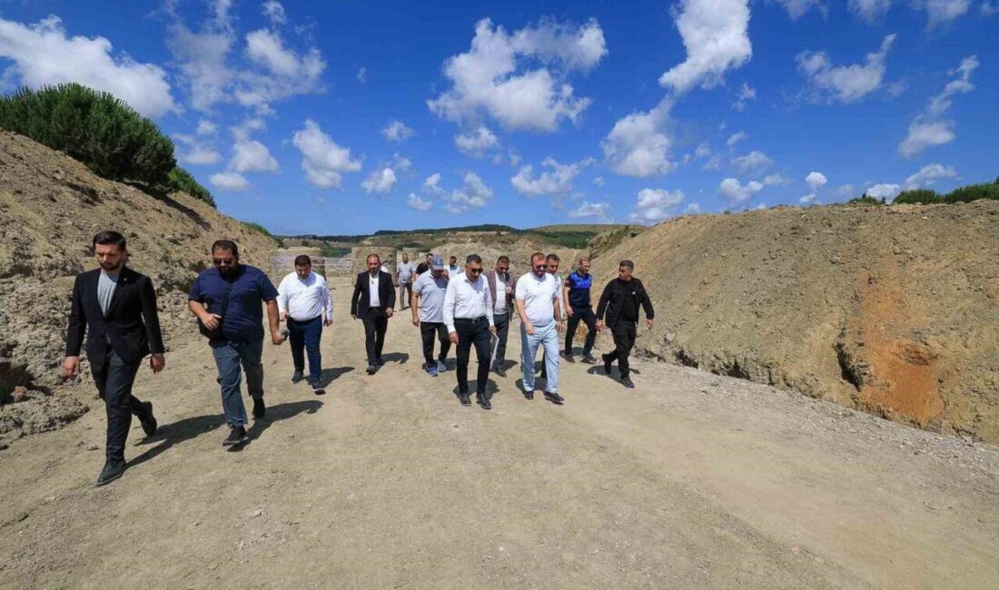 İstanbul Büyükşehir Belediye Meclisi’nde Cumhuriyet Halk Partisi (CHP) üyelerinin oylarıyla