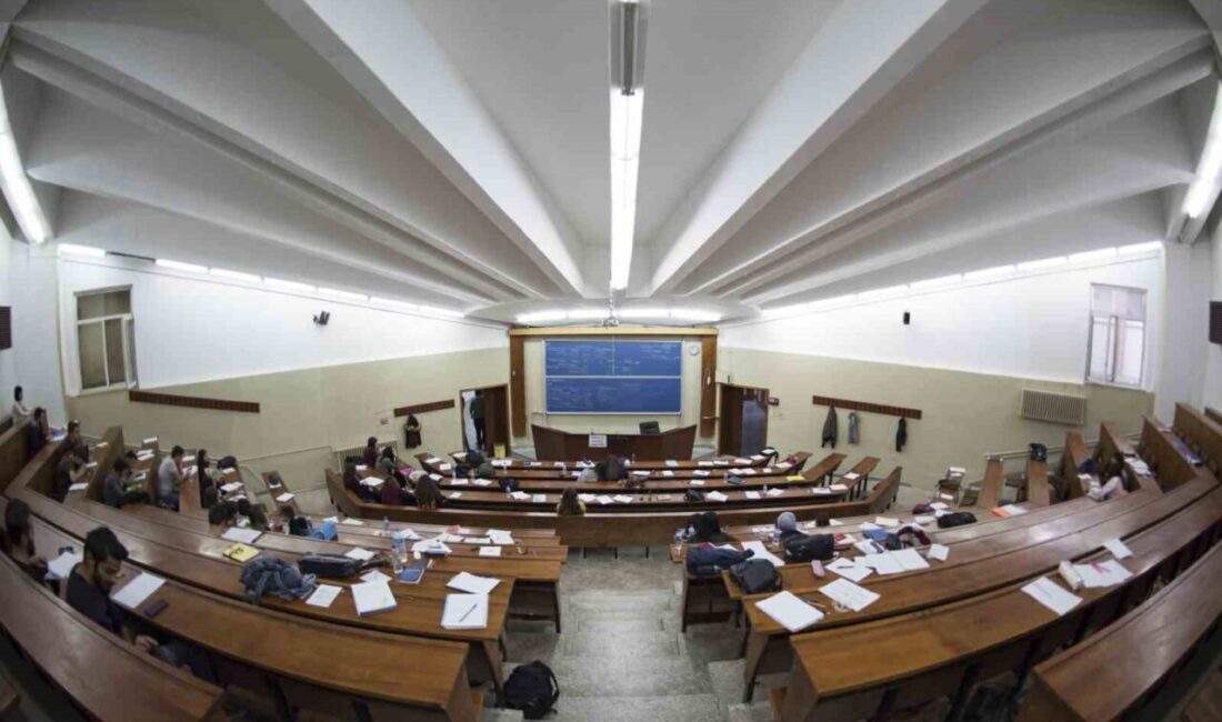 Anadolu Üniversitesi İktisadi ve İdari Bilimler Fakültesi (İİBF) 60 yılın