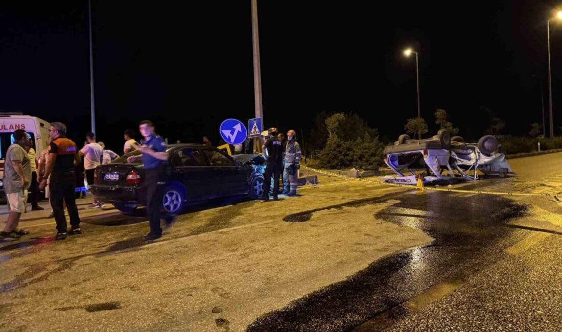 Karabük’ün Safranbolu ilçesinde iki otomobilin çarpışması sonucu 2’si ağır olmak