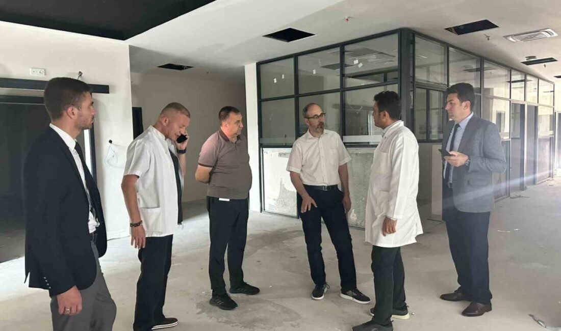 Afyonkarahisar İl Sağlık Müdürü Dr. Hakkı Öztürk, Kamu Hastaneleri Hizmetleri