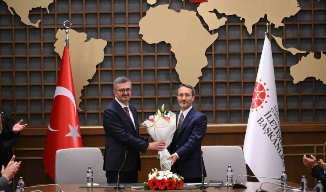 Resmi Gazete’de yayımlanan Cumhurbaşkanı Kararı’yla mevcut İletişim Başkanı Fahrettin Altun