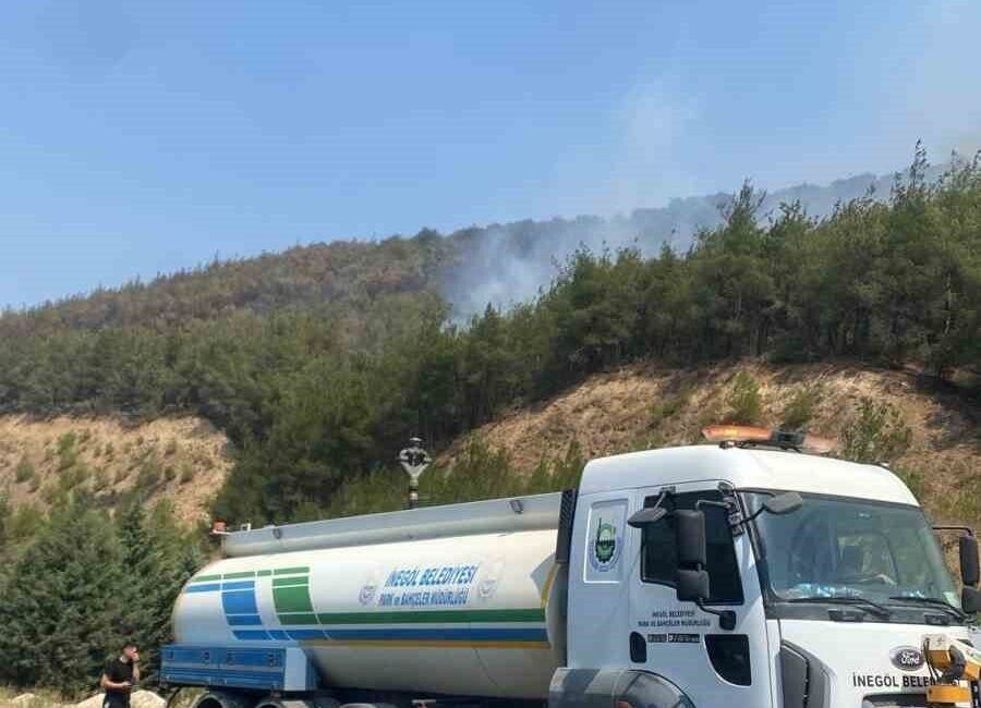 İnegöl Belediyesi, Bilecik bölgesinde çıkan orman yangınlarına müdahale çalışmalarına destek
