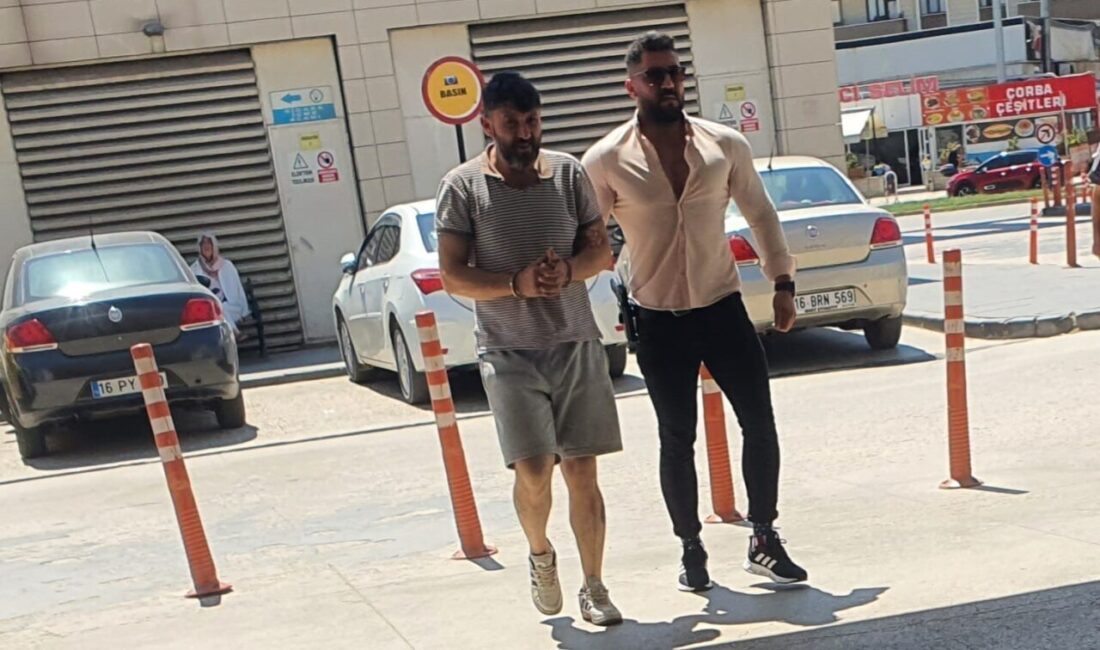 Bursa’nın İnegöl ilçesinde Narkotik Büro Amirliği ekiplerinin depo olarak kullanılan