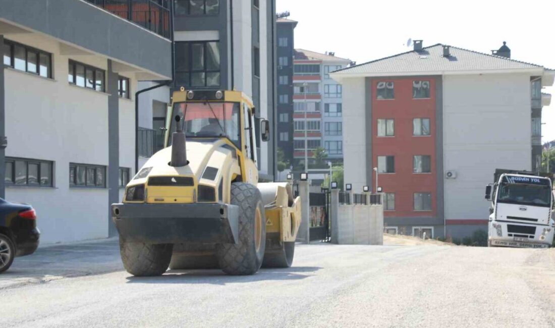 İnegöl Belediyesi şehrin gelişim bölgelerinde bir yandan yeni yeni sokaklar