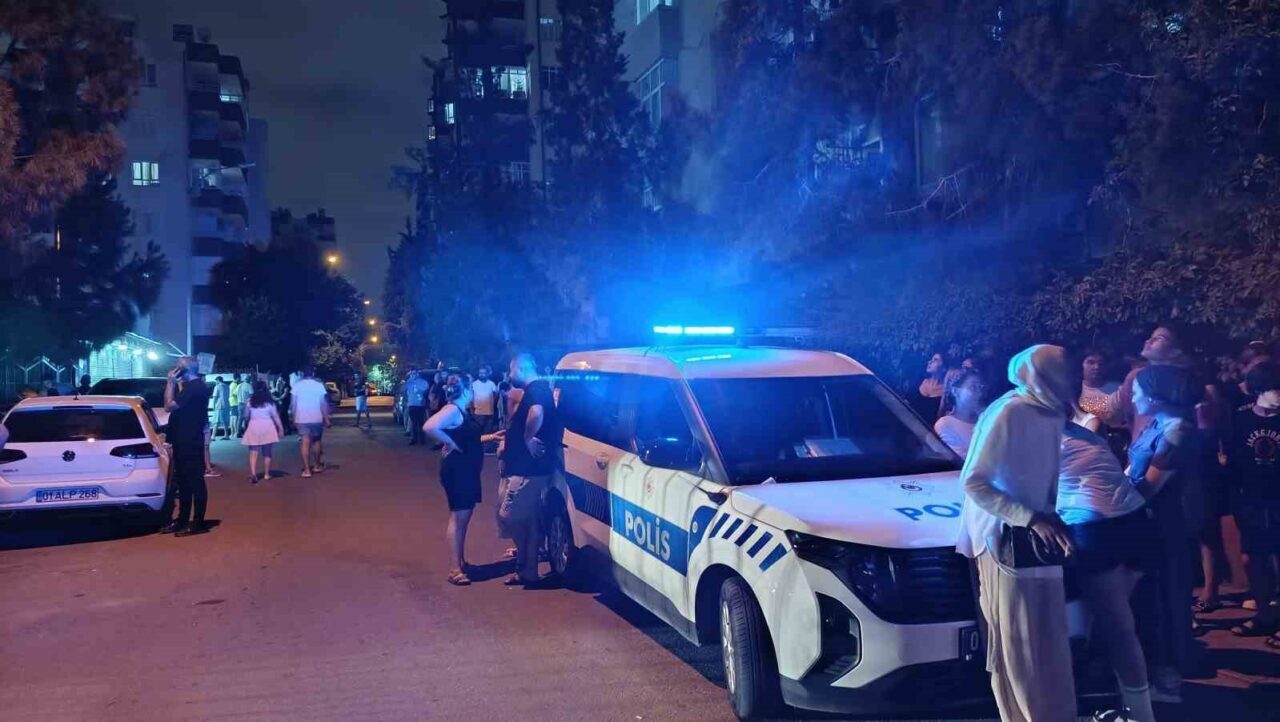 Adana’da infaz koruma memuru, karısını ve kızını tabancayla vurarak öldürdü.