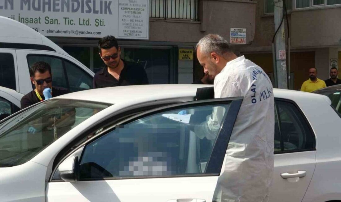 Antalya’da müşterisine kadayıf teslim etmek için iş yerinin önüne gelen