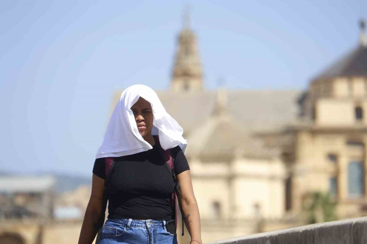 İspanya Çevre Bakanlığı, ülkede son iki ayda yüksek hava sıcaklıkları