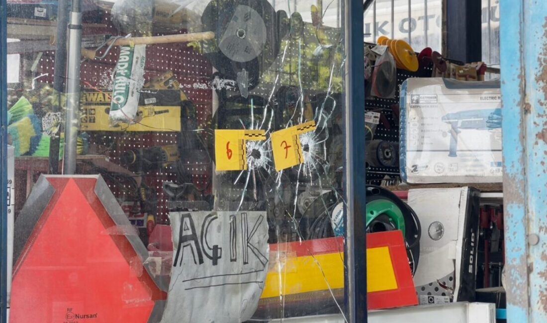 Isparta’nın Sanayi Mahallesi’nde sabah saatlerinde bir hırdavatçı dükkanına kimliği belirsiz