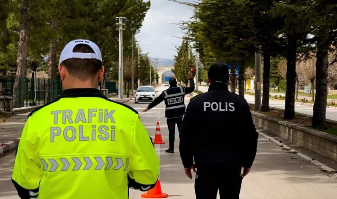 Isparta genelinde son 1 haftada gerçekleştirilen polis denetimlerinde 33 bin