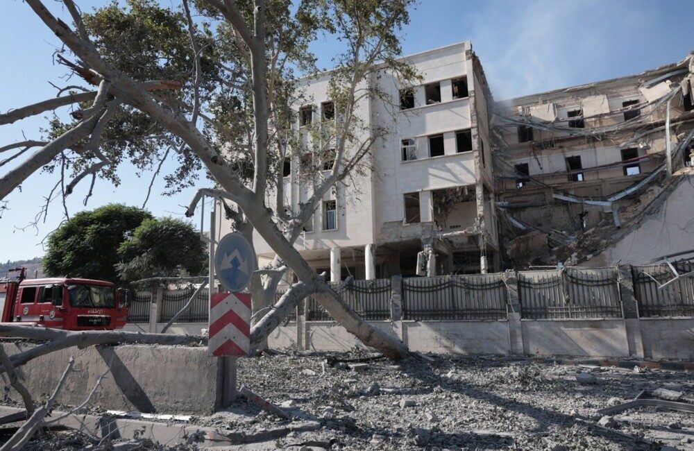 İsrail’in Suriye’nin başkenti Şam ve Dera şehrine düzenlediği hava saldırılarında