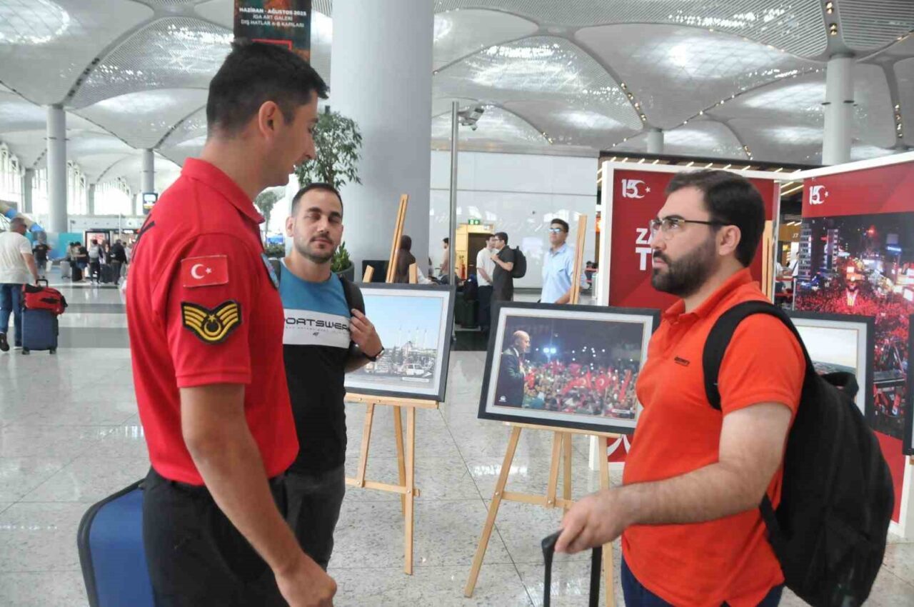 İstanbul Havalimanı’nda açılan Zaferin adı Türkiye adlı sergiye yerli ve