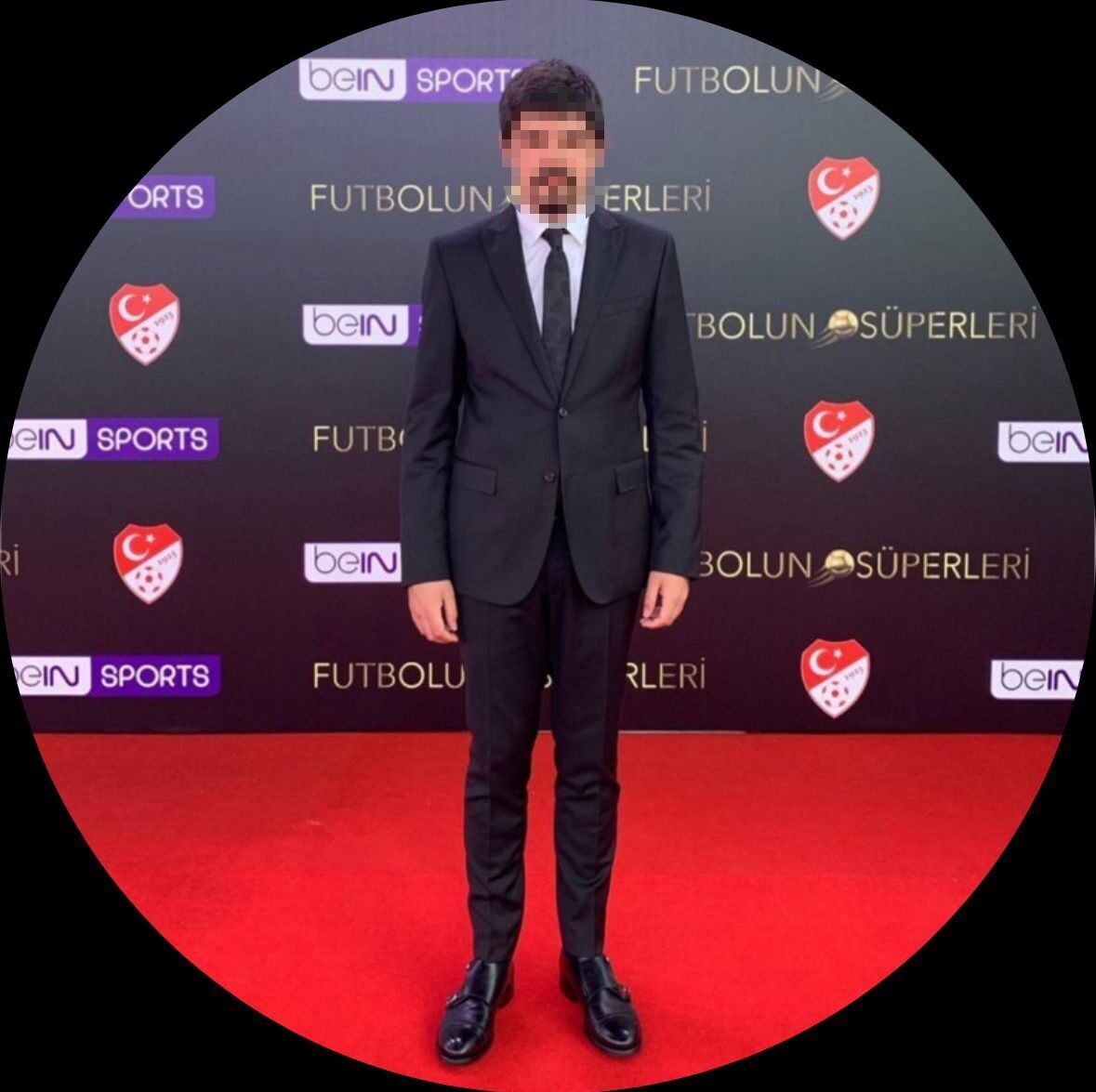 İstanbul’da bir avukat kız arkadaşlarını, banka kartlarından kendisine para aktararak