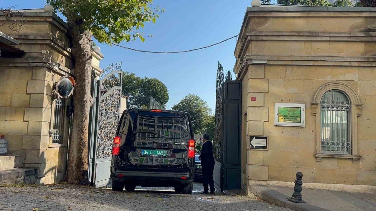 İran, İngiltere, Fransa ve Almanya arasındaki nükleer görüşmeler, Fatih’te bulunan