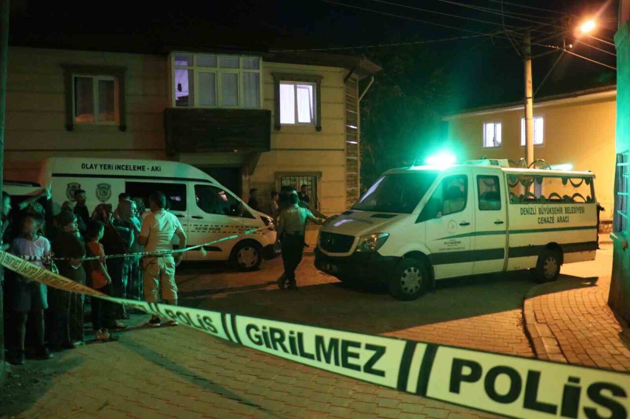 Denizli’de gönül ilişkisi yaşadığı kadını kendi evinde bıçaklayarak öldüren adam,