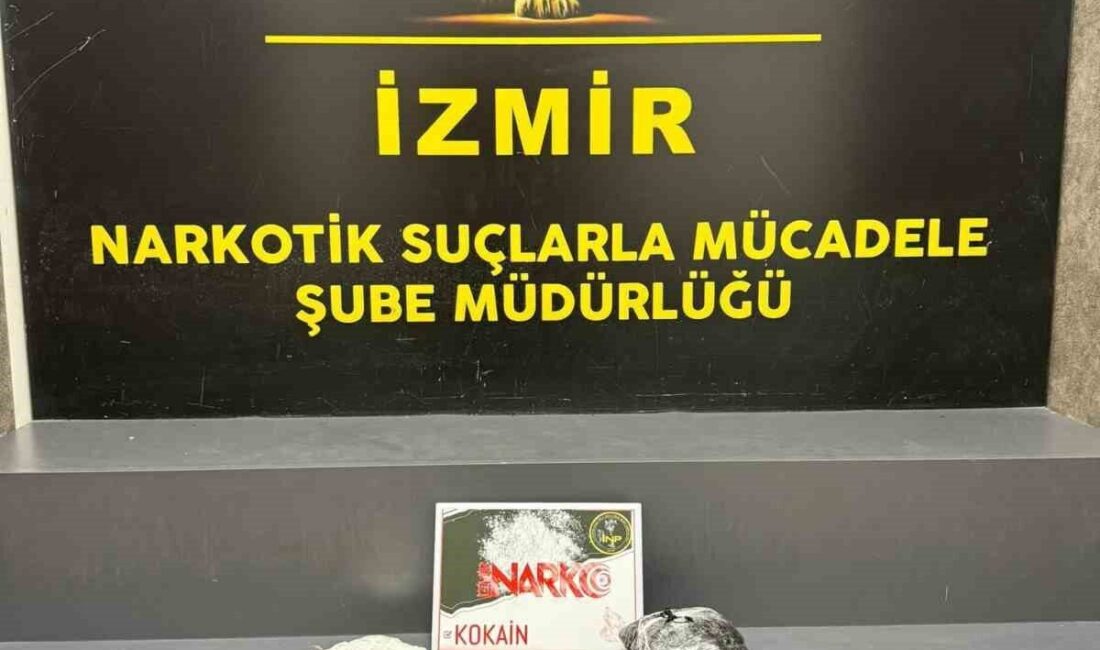 İzmir’de narkotik ekipleri peş peşe iki başarılı operasyon gerçekleştirdi. Narkotik