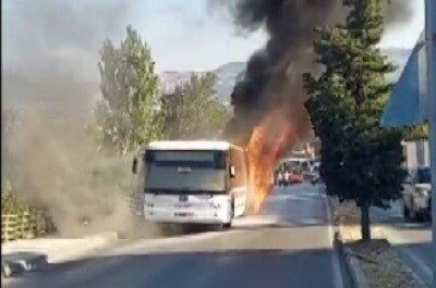 İzmir Büyükşehir Belediyesi’ne ait Bornova Evka-4 seferini yapan 566 numaralı