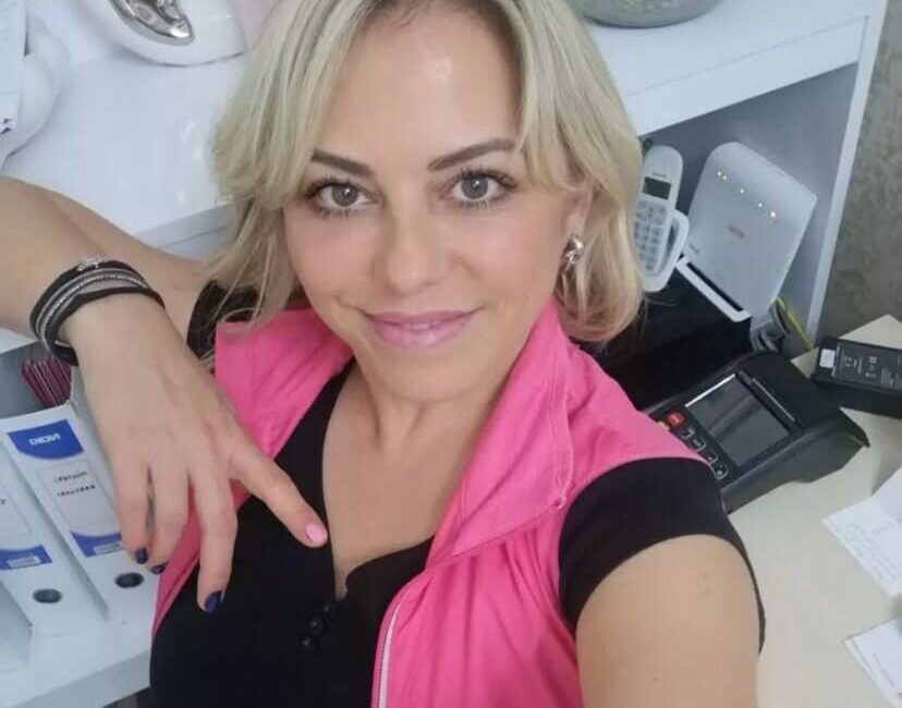 İzmir’in Çiğli ilçesinde boşandığı eşiyle aynı evde yaşayan kadın, eski