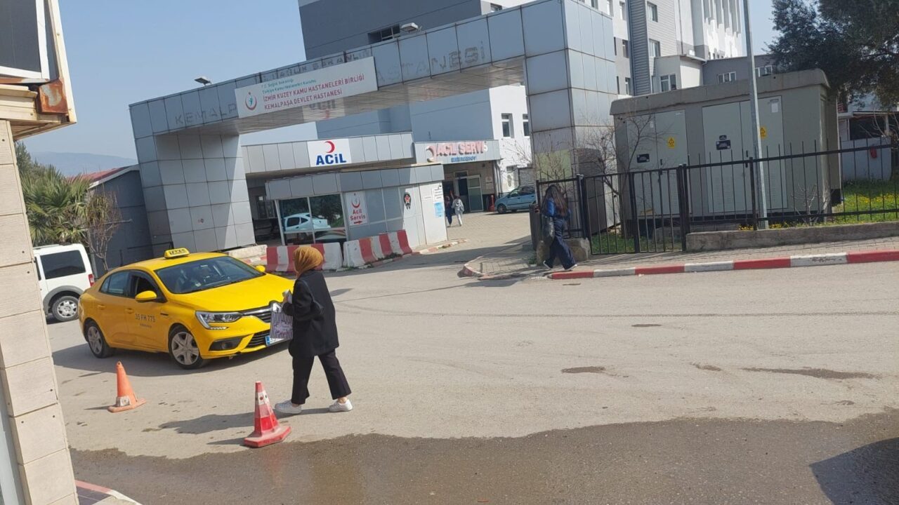 İzmir’in Kemalpaşa bir seramik fabrikasında yedikleri yemeğin ardından mide bulantısı